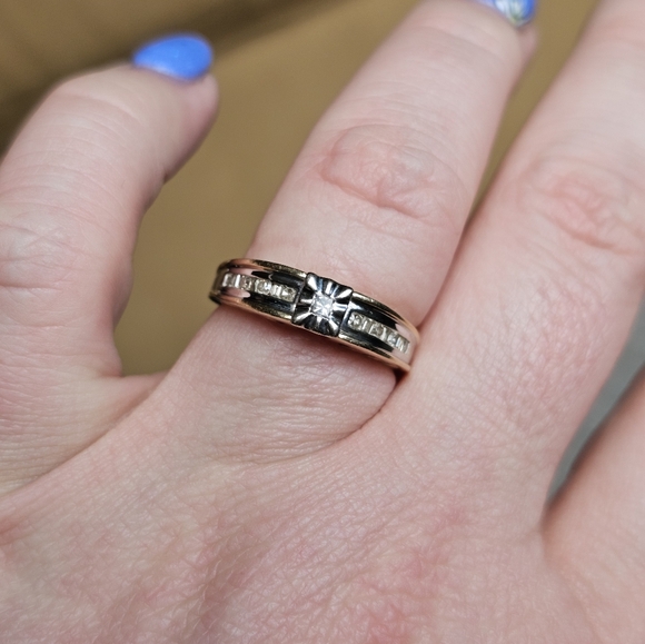 10k diamond ring size 7. Resizeable by a jeweler. Stamped 10k. Genuine diamonds. - Picture 2 of 12